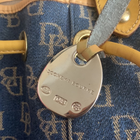 Dooney & Signature Sling Bucket Bag - Picture 10 of 12